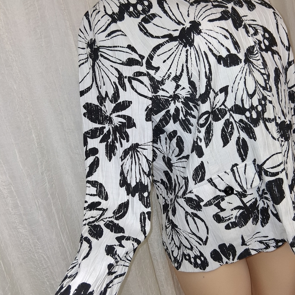 Alfred Dunner Black and White Floral Blazer Women Size 18 - Picture 13 of 16